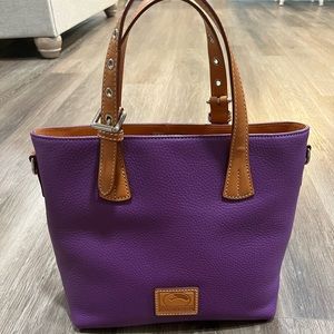 Dooney and Bourke purse NWOT!